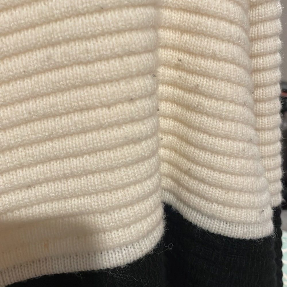 UNIF pullover - Picture 3 of 3